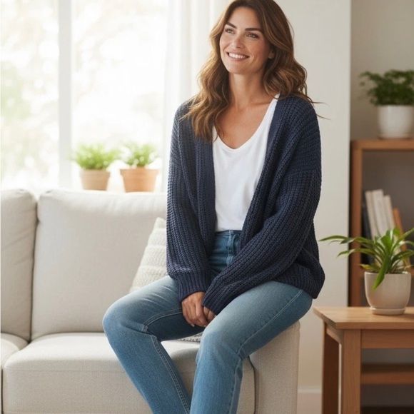 American Eagle Outfitters Sweaters - NWT American Eagle Cardigan Sweater Size-S